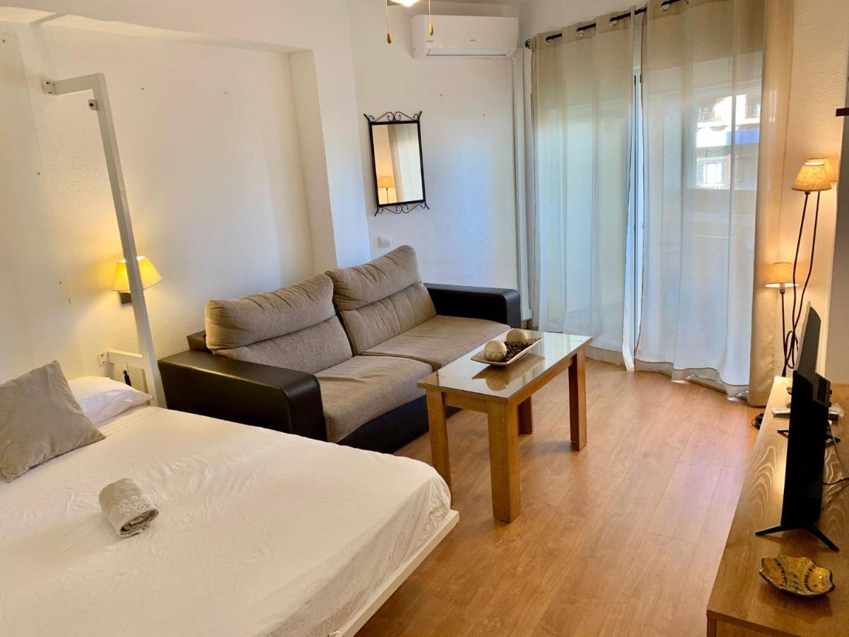 Benal Puerto Apartment เบนัลมาเดนา ภายนอก รูปภาพ